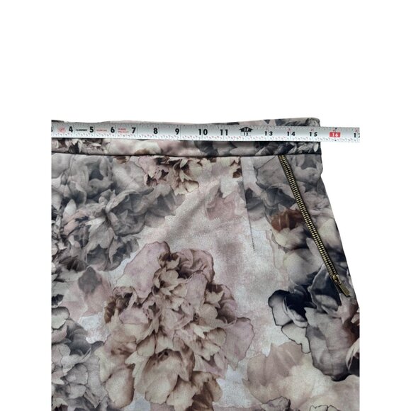 H&M Grayscale Floral Pencil Skirt Size US 12 - Picture 5 of 8